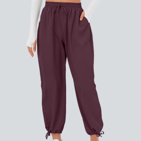 NWT Breezeful High Waisted Drawstring Side Pocket Split Hem Quick Dry Joggers XL - Picture 3 of 5